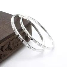 Bracelets & Bangles